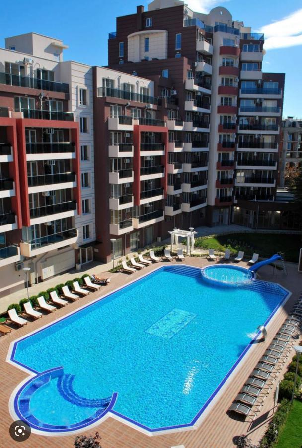 Admiral Plaza Lejlighedshotel Sunny Beach Eksteriør billede